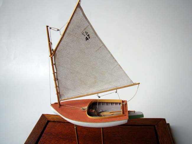 An exceptionally fine scratch built model of a circa 1921 Beetle Catboat in 1:48 scale — image 3